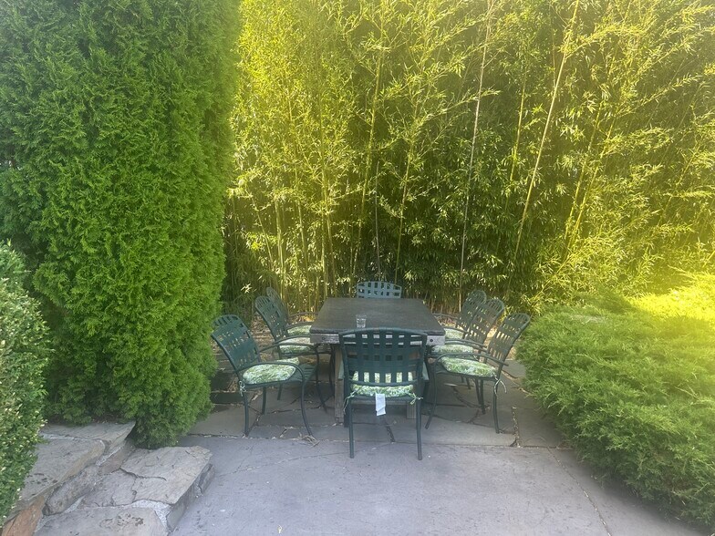 More Photos Of 1749 22nd St, Hood River Specialty For Sale