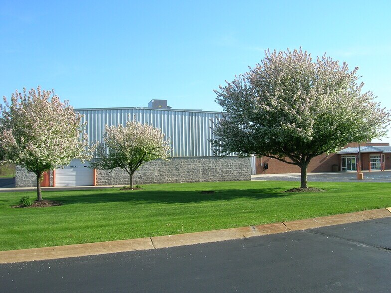 More Photos Of 10350 Calumet Ave, Munster Auto Repair For Lease