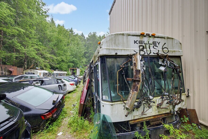 More Photos Of 428 Railroad St, Thomaston Industrial For Sale