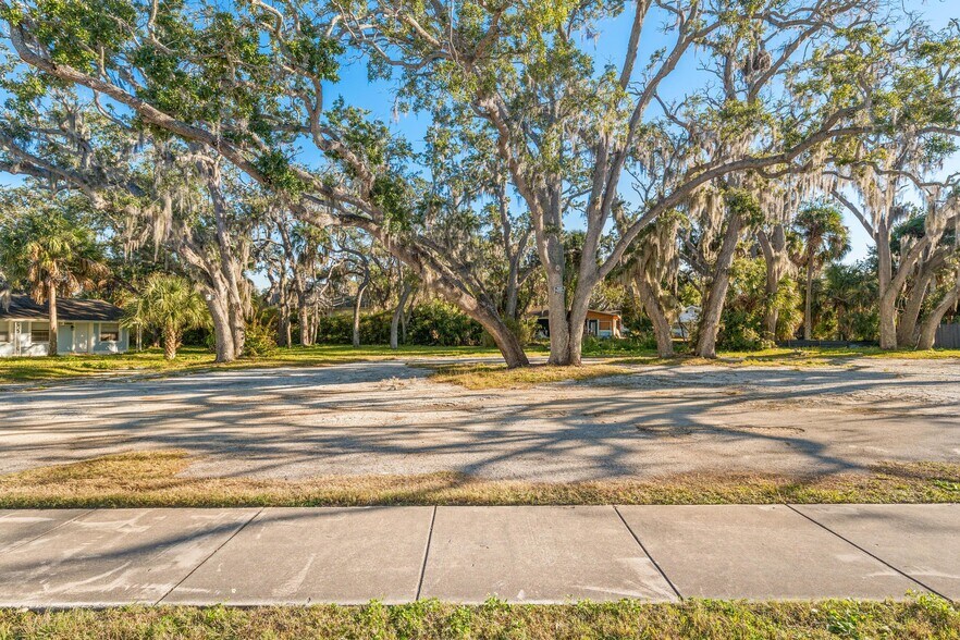 More Photos Of 404 Canal St, Tarpon Springs Land For Sale