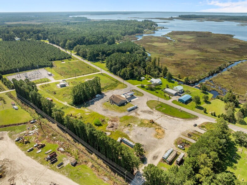 More Photos Of 39365 US Highway 264 E, Belhaven General Retail For Sale