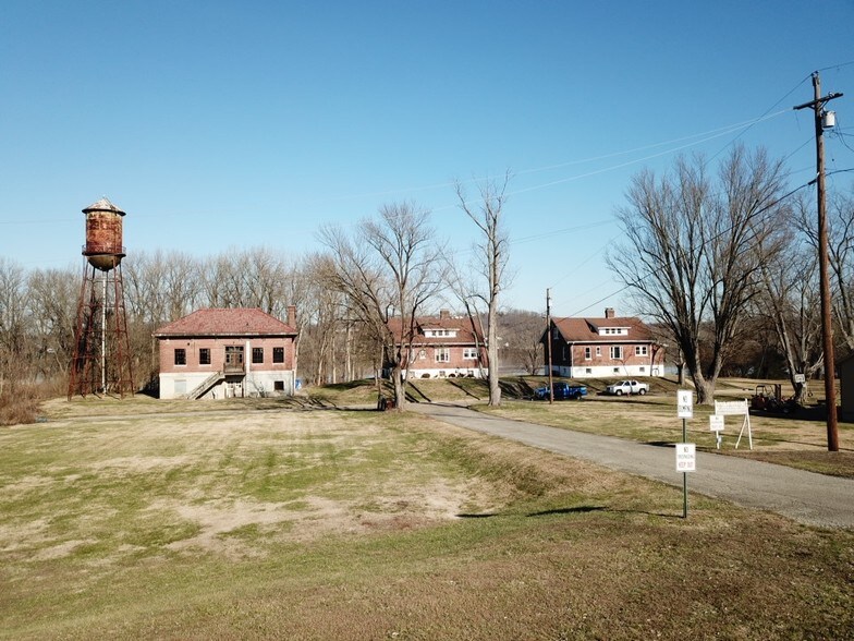 More Photos Of 2 Lois Ln, Newport Land For Sale