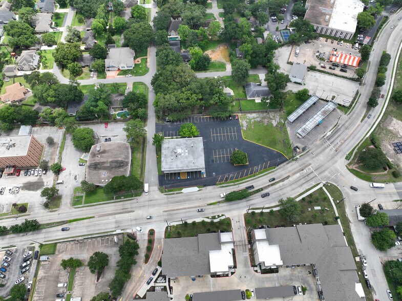 More Photos Of 8845 Long Point Rd, Houston Medical For Lease