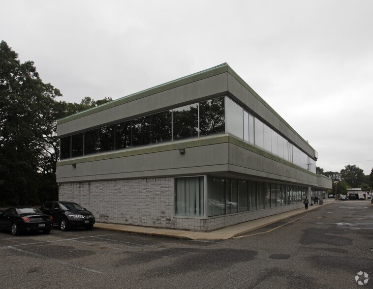 More Photos Of 1160 E Jericho Tpke, Huntington Medical For Sale