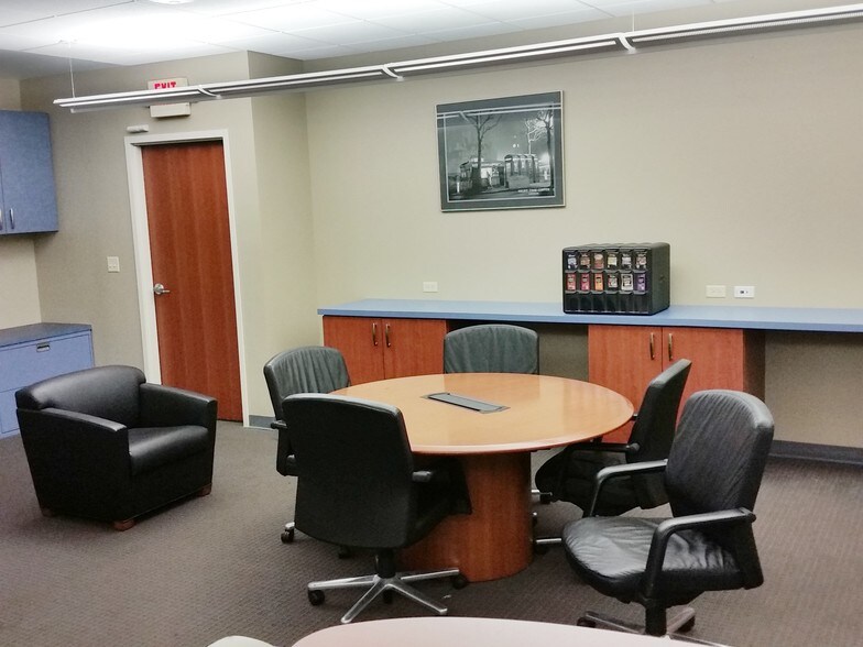 More Photos Of 6506 E Quaker St, Orchard Park Office For Sale