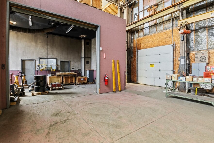 More Photos Of 9 Grimes St, Buffalo Industrial For Sale
