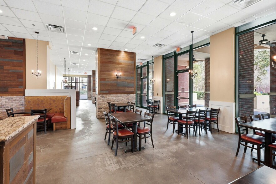 More Photos Of 300 S Duval St, Tallahassee Apartments For Sale