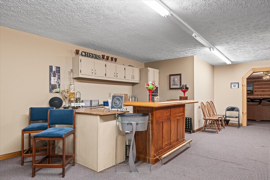 More Photos Of 78 Chestnut Hill Rd, Crossville Freestanding For Sale