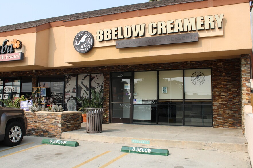 More Photos Of 1212 N San Fernando Blvd, Burbank Storefront For Lease