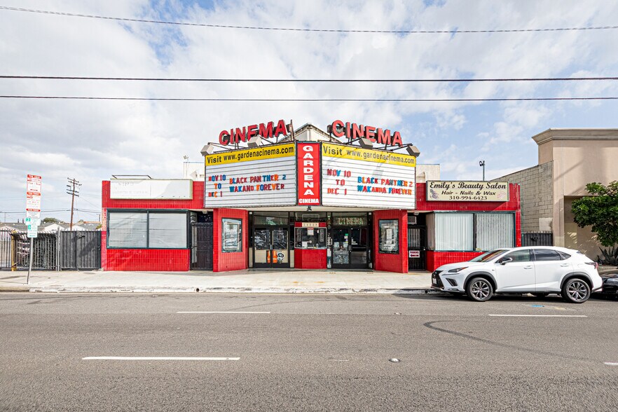 More Photos Of 14948 Crenshaw Blvd, Gardena Movie Theatre For Sale