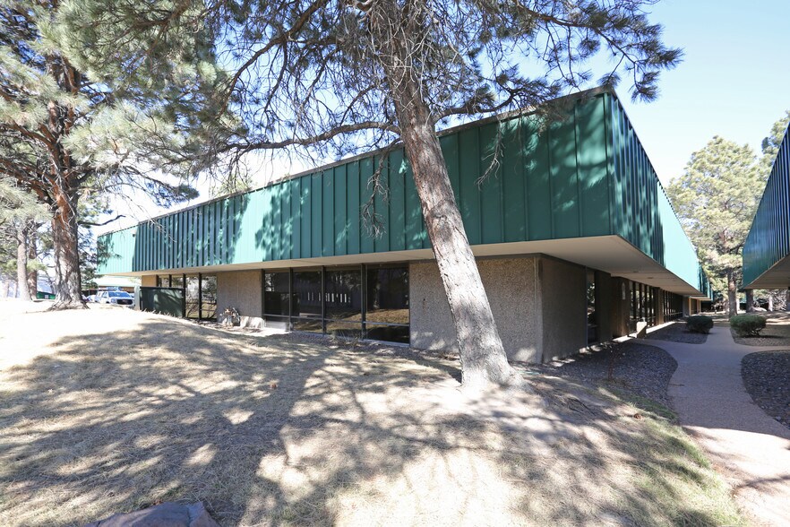 More Photos Of 4755 Paris St, Denver Unknown For Lease