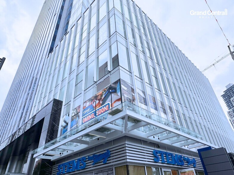 More Photos Of 9686 137 St, Surrey Office For Lease