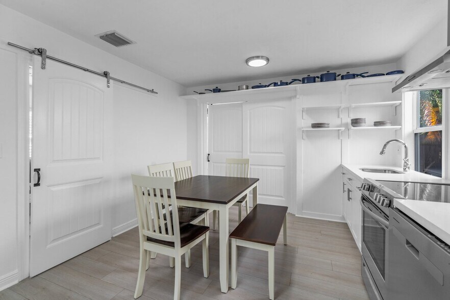 More Photos Of 126 NE 4th Ave, Delray Beach Apartments For Sale