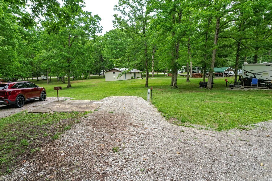 More Photos Of Oak Park Cir, Crossville Trailer Camper Park For Sale