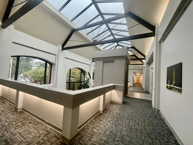 More Photos Of 6602 Abercorn St, Savannah Office For Lease