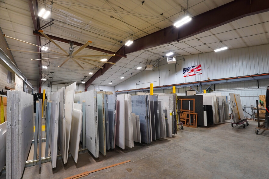 More Photos Of 105 Rocky Cliff Ln, Kalispell Industrial For Sale