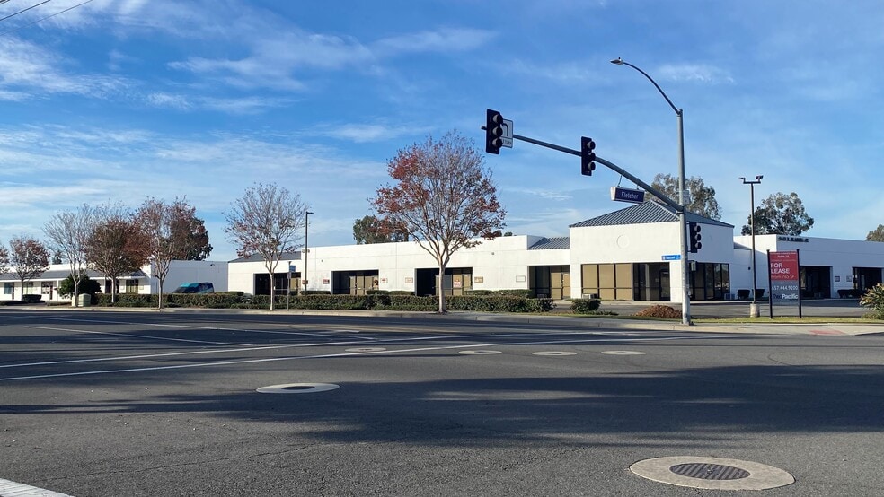 More Photos Of 2372 N Glassell St, Orange Unknown For Lease