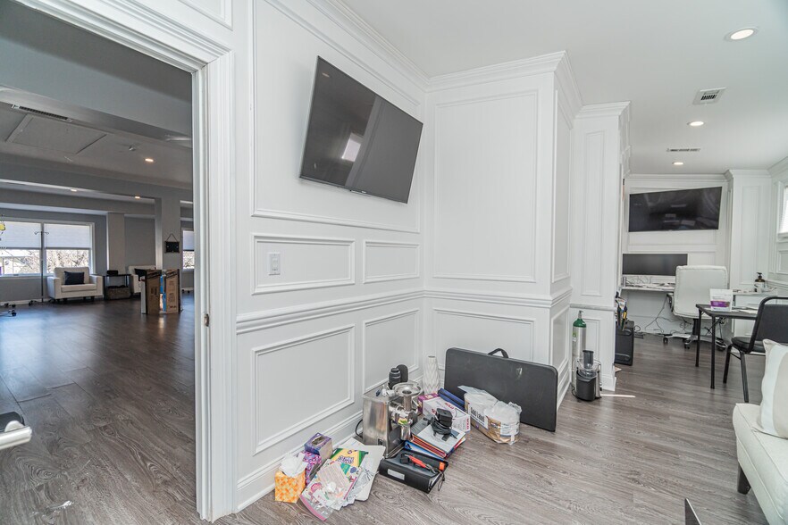 More Photos Of 375 State Route 10, Whippany Storefront Retail Office For Sale