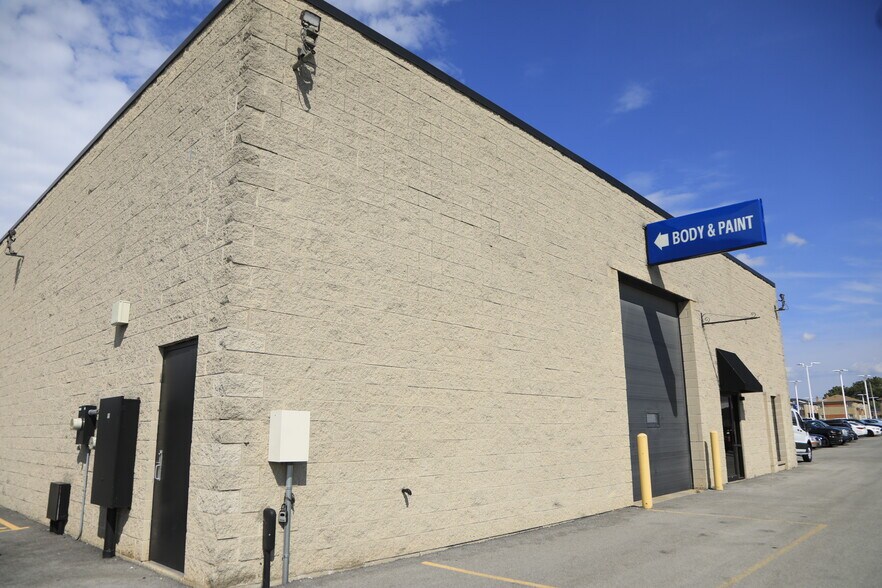 More Photos Of 2080 Harlem Ave, Riverside Auto Repair For Lease