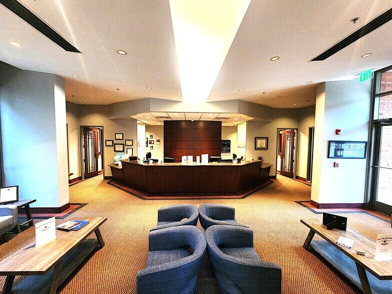 More Photos Of 1 W Dry Creek Cir, Littleton Medical For Lease