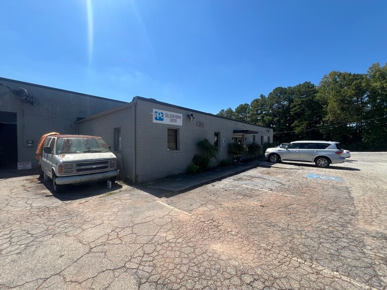 More Photos Of 2435 Stone Mountain Lithonia Rd, Lithonia Warehouse For Lease