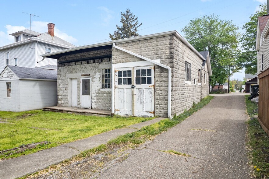 More Photos Of 203 Benson St, Reading Flex For Sale