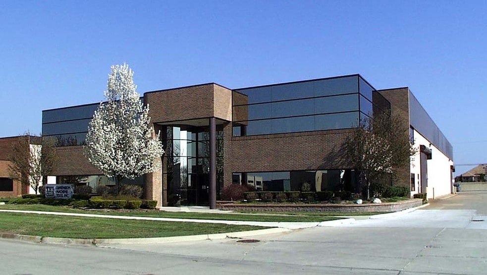 More Photos Of 15773 Leone Dr, Macomb Township Warehouse For Sale