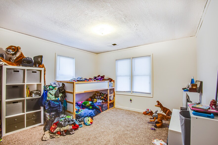 More Photos Of 11200 Catharpin Rd, Spotsylvania Auto Repair For Sale
