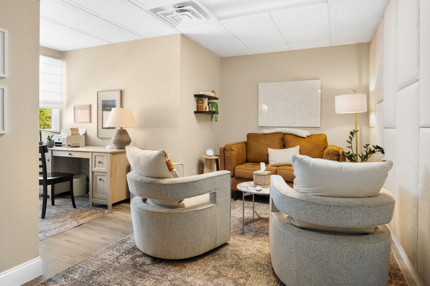 More Photos Of 107 Fountain Brook Cir, Cary Office For Sale