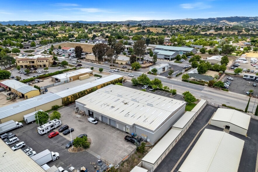 More Photos Of 2200 Golden Hill Rd, Paso Robles Warehouse For Sale