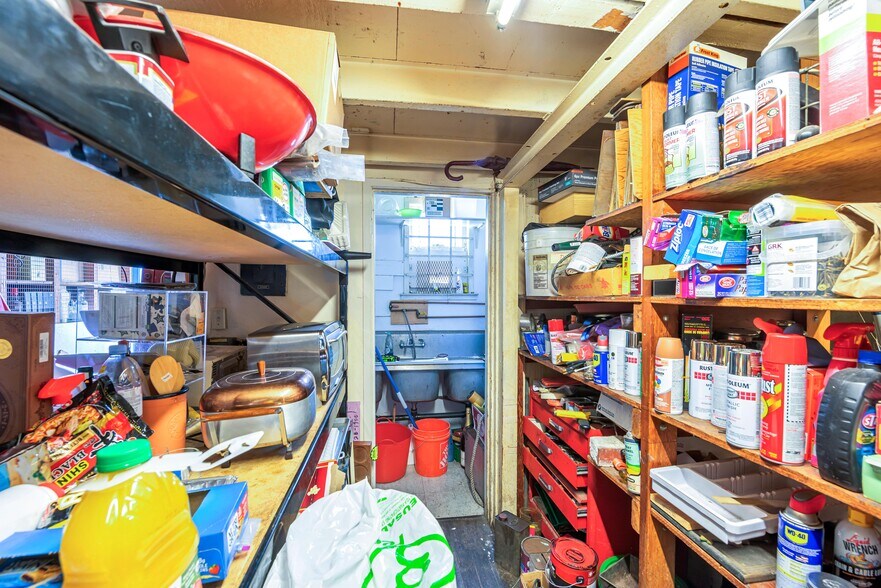 More Photos Of 1399 University Ave, Berkeley General Retail For Sale