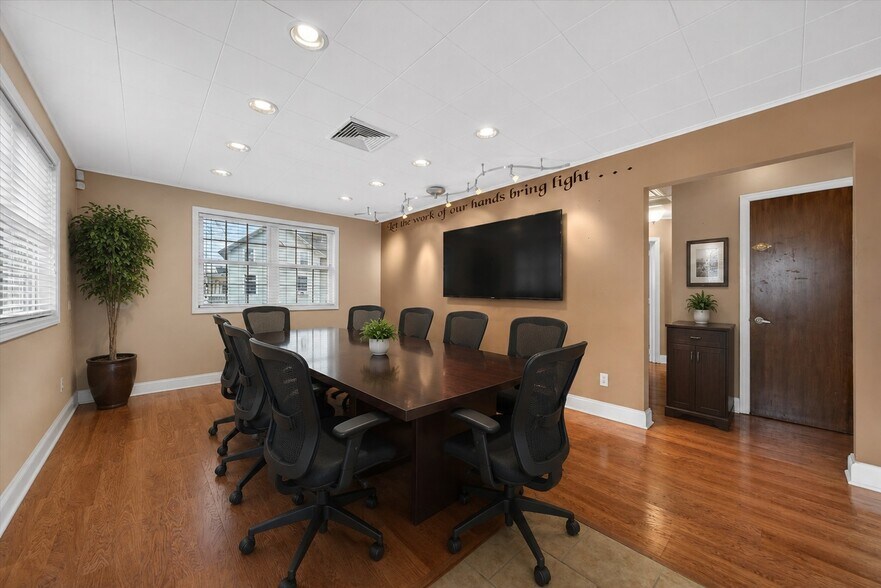 More Photos Of 201 Homestead Ave, Maybrook Medical For Sale