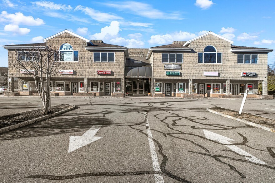 More Photos Of 24 Old Albany Post Rd, Croton-on-Hudson Medical For Lease