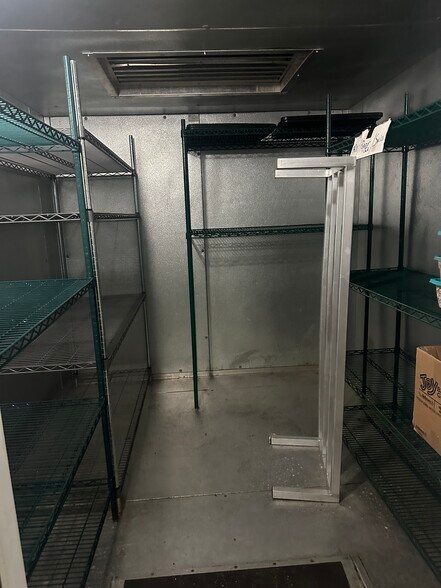 More Photos Of 811 W Findlay St, Carey Restaurant For Sale