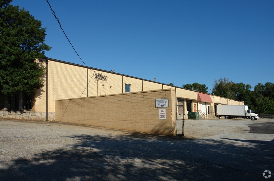 More Photos Of 5053 Chatooga Dr, Lithonia Warehouse For Sale