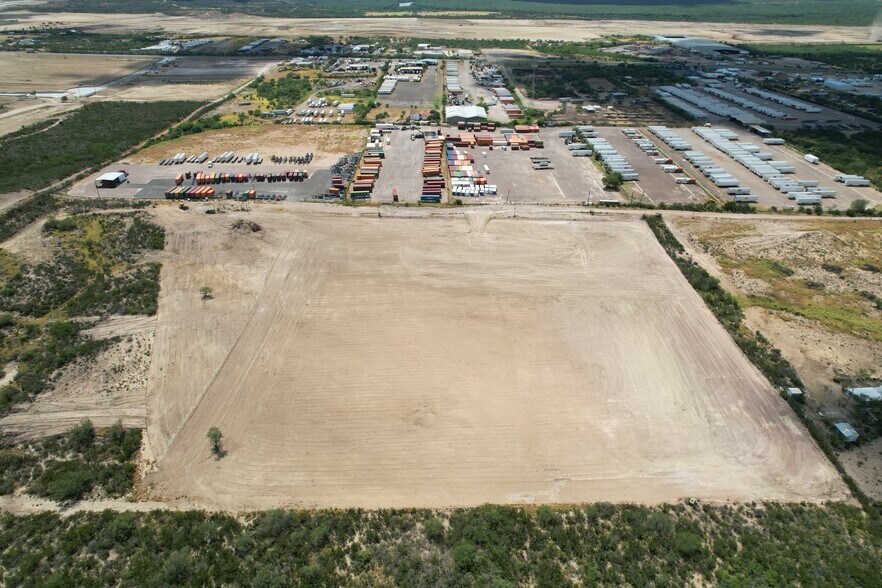 More Photos Of 250 E. Tin Mine Rd., Laredo Land For Lease