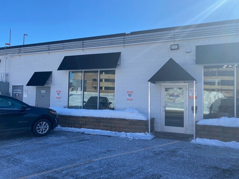 More Photos Of 530 W 79th St W, Chanhassen General Retail For Lease