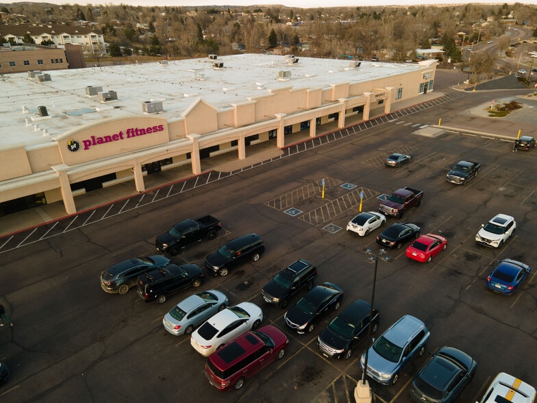 More Photos Of 2508-2520 Airport Rd, Colorado Springs General Retail For Lease