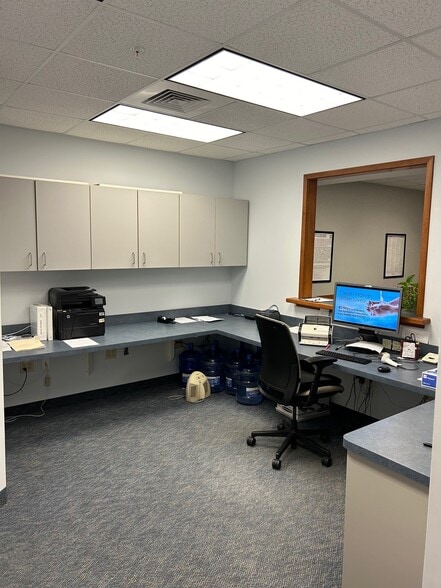 More Photos Of 399 Farmington Ave, Farmington Medical For Lease