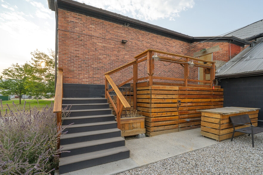 More Photos Of 508 E Main Ave, Chewelah Office For Sale