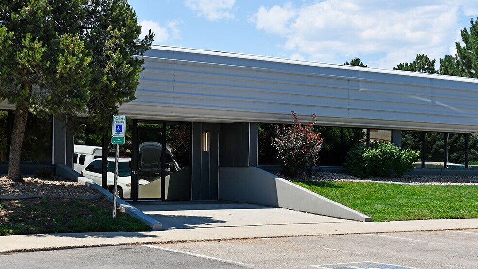 More Photos Of 1880 Industrial Cir, Longmont Office For Lease