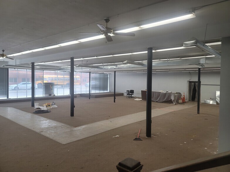 More Photos Of 2522 E Truman Rd, Kansas City Storefront For Lease