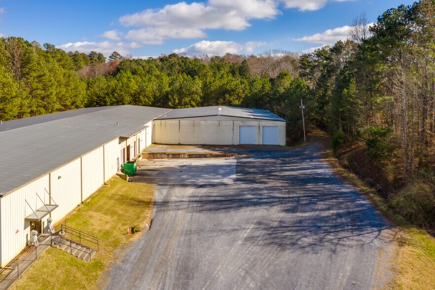 More Photos Of 520 Lovers Lane Rd, Calhoun Warehouse For Sale