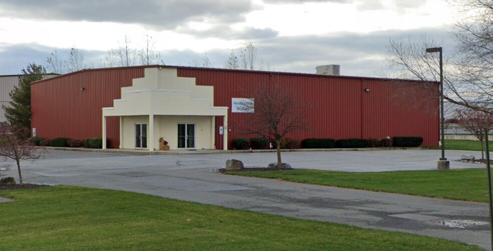 Primary Photo Of 318 Taxiway Dr, Annville Freestanding For Sale