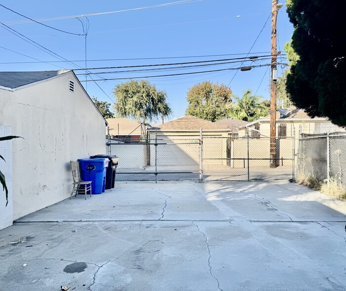 More Photos Of 6513 Whittier Blvd, Los Angeles Medical For Sale