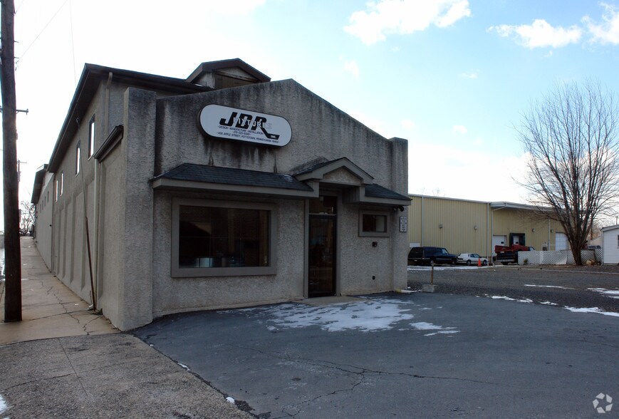 Primary Photo Of 456 Apple St, Pottstown Warehouse For Lease