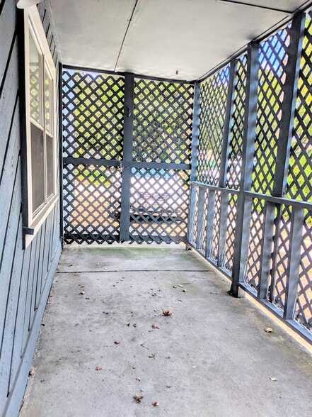 More Photos Of 704 E 22nd St, Houston Apartments For Sale