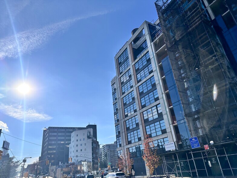 More Photos Of 1143 47th Ave, Long Island City Medical For Lease