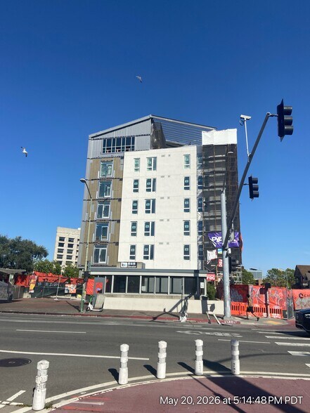 More Photos Of 820 Oak St, Oakland Apartments For Lease