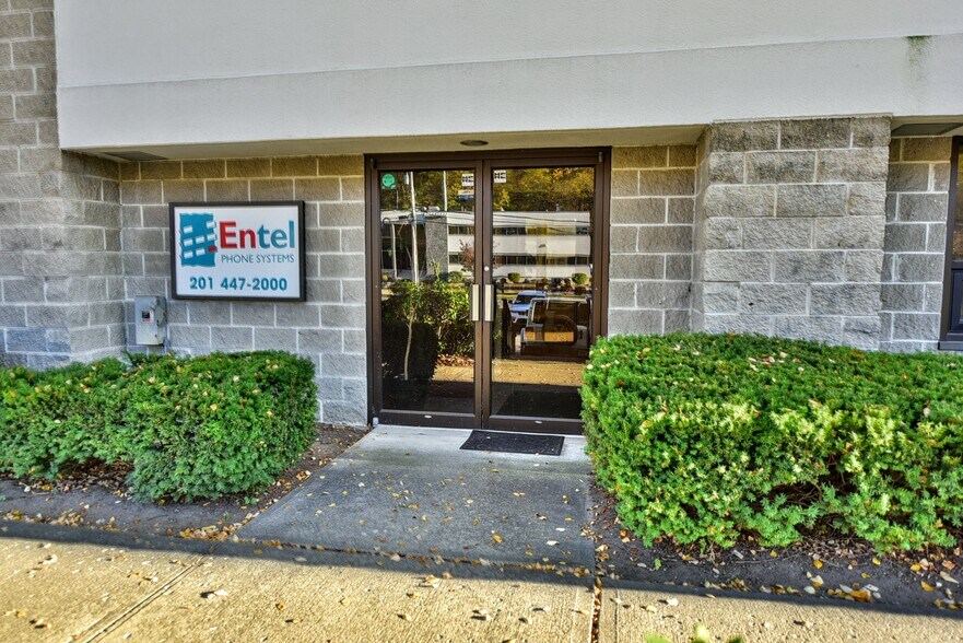 Primary Photo Of 230 West Parkway, Pompton Plains Flex For Sale